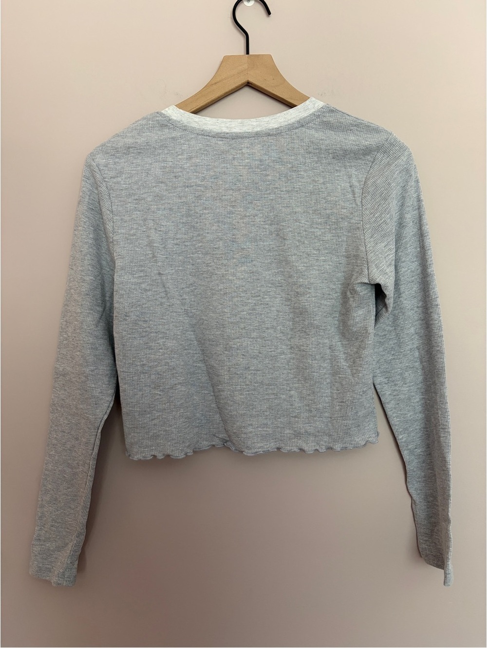 Natural Life Daisy Graphic Long Sleeve Medium - Picture 3 of 3